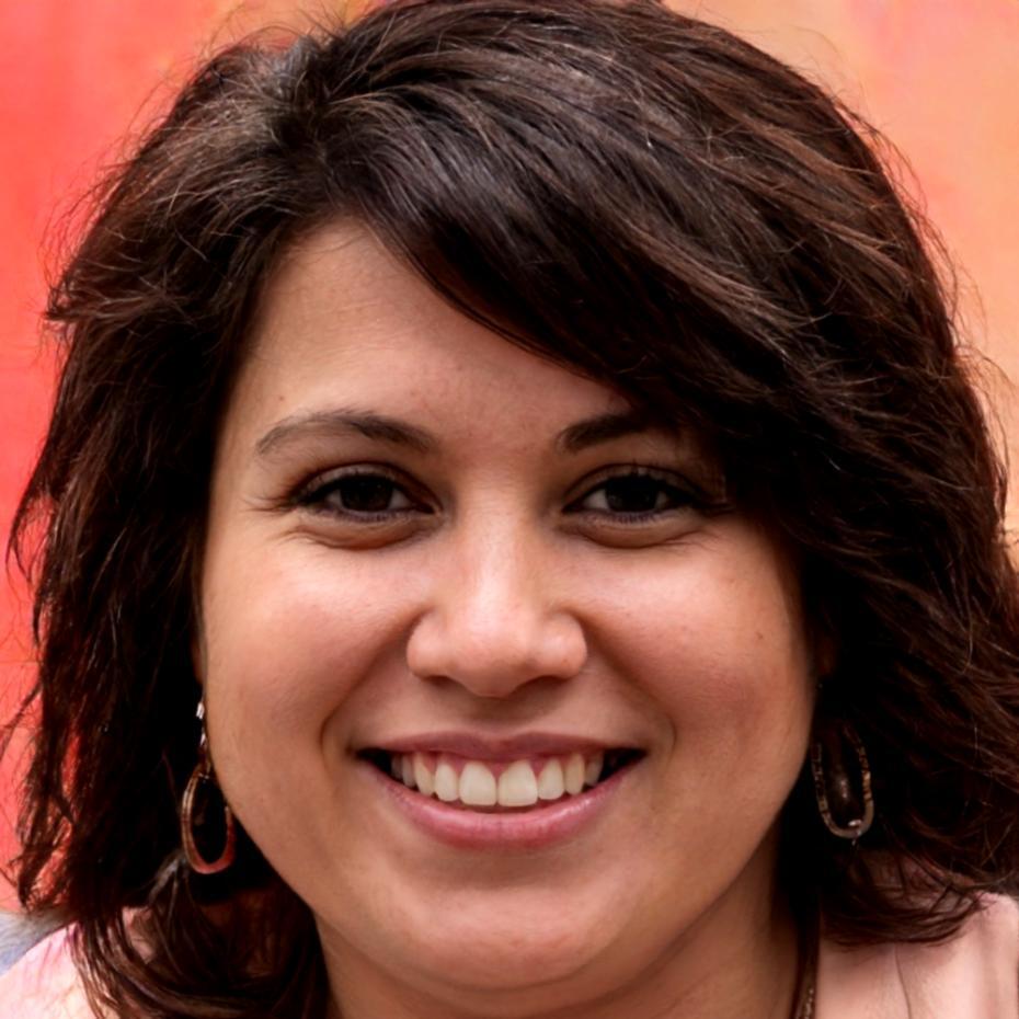 Sarah Mitchell, Lead Financial Strategist